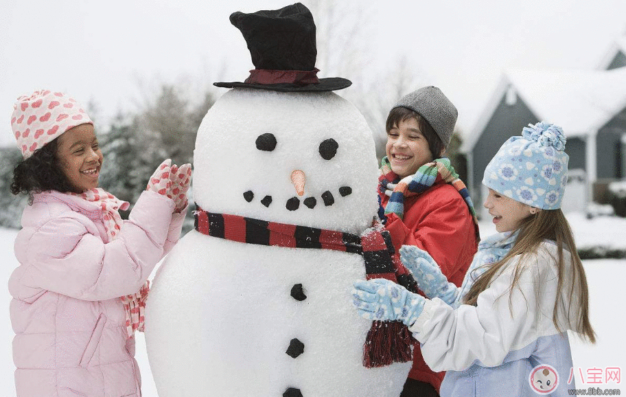 带孩子堆雪人发心情说说朋友圈 下雪带孩子堆雪人感言说说朋友圈 带孩子堆雪人发心情说说朋友圈 下雪带孩子堆雪人感言说说朋友圈